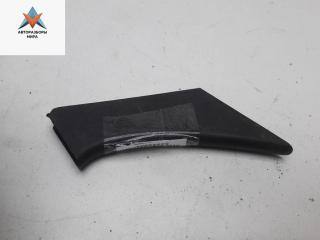 молдинг переднего бампера Volkswagen Golf 3 поколение 1997, 1.6 л., бензин, МКПП, красный, хетчбэк 5 дв., 1H6807245