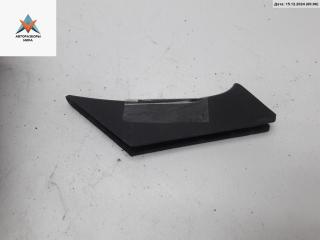 молдинг переднего бампера Volkswagen Golf 3 поколение 1997, 1.6 л., бензин, МКПП, красный, хетчбэк 5 дв., 1H6807245