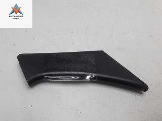 молдинг переднего бампера Volkswagen Golf 3 поколение 1996, 1.6 л., бензин, МКПП, красный, хетчбэк 5 дв., 1H6807245