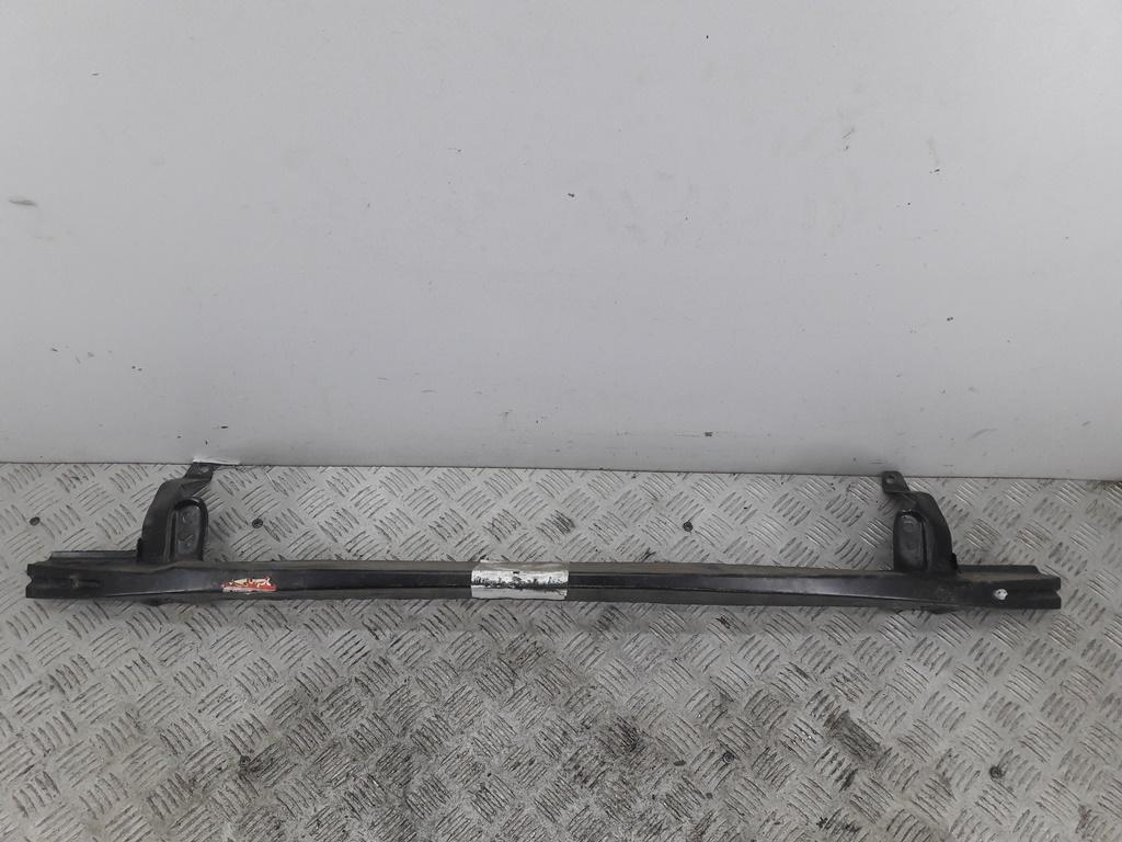 усилитель бампера переднего Volkswagen Golf 5 поколение 2005, 1.6 л., бензин, МКПП, синий, хетчбэк 5 дв. - фото №1