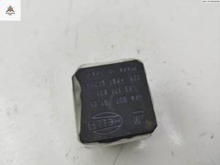 реле (прочие) Opel Astra H 2004, 2.0 л., бензин, МКПП, зелёный, универсал, 13171831