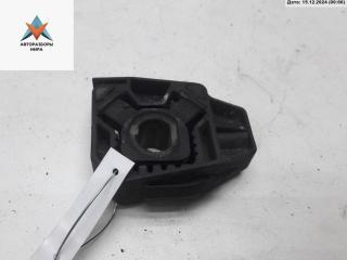 кронштейн радиатора Volkswagen Golf 4 поколение 1999, 1.6 л., бензин, МКПП, серый, универсал, 1J0806155