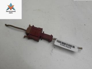 разъем (фишка) проводки Volkswagen Golf 3 поколение 1997, 1.6 л., бензин, МКПП, красный, хетчбэк 5 дв., 191972761