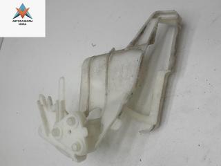 кронштейн (крепление) Volkswagen Passat B6 2006, 2.0 л., бензин, МКПП, серый, универсал, 3C0837867B