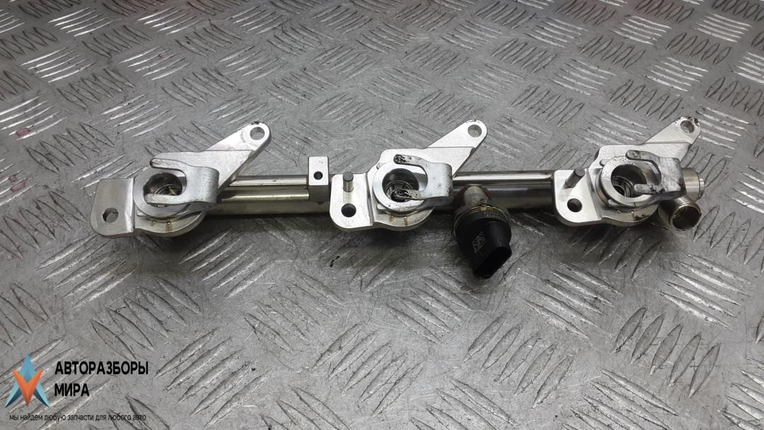 топливная рампа Mercedes-Benz E-Класс W213/S213/C238/A238 2016, 3.5 л., E400, бензин, АКПП, седан, A2760702195, A2760781245 - фото №1