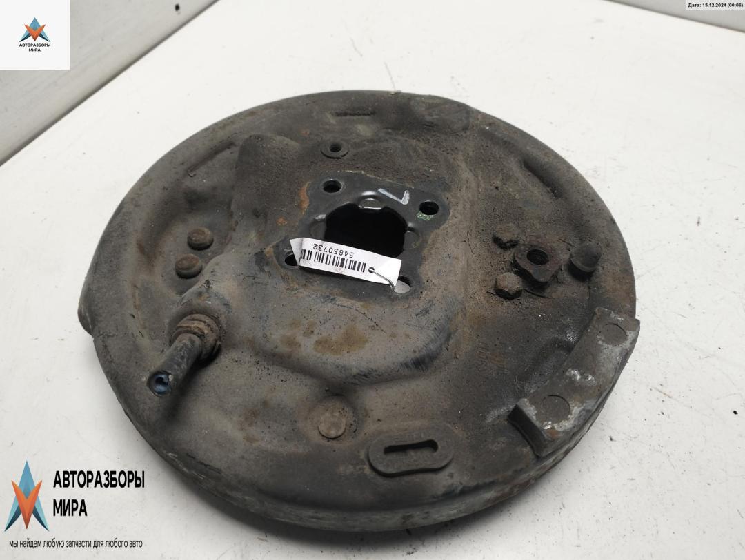 защитный кожух тормозного механизма Renault Megane 1 поколение 1996, 2.0 л., бензин, МКПП, синий, купе - фото №1