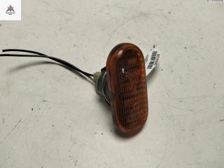 повторитель передний левый Renault Laguna 1 поколение [рестайлинг] 1999, 1.6 л., бензин, МКПП, серый, хетчбэк 5 дв., 13910020