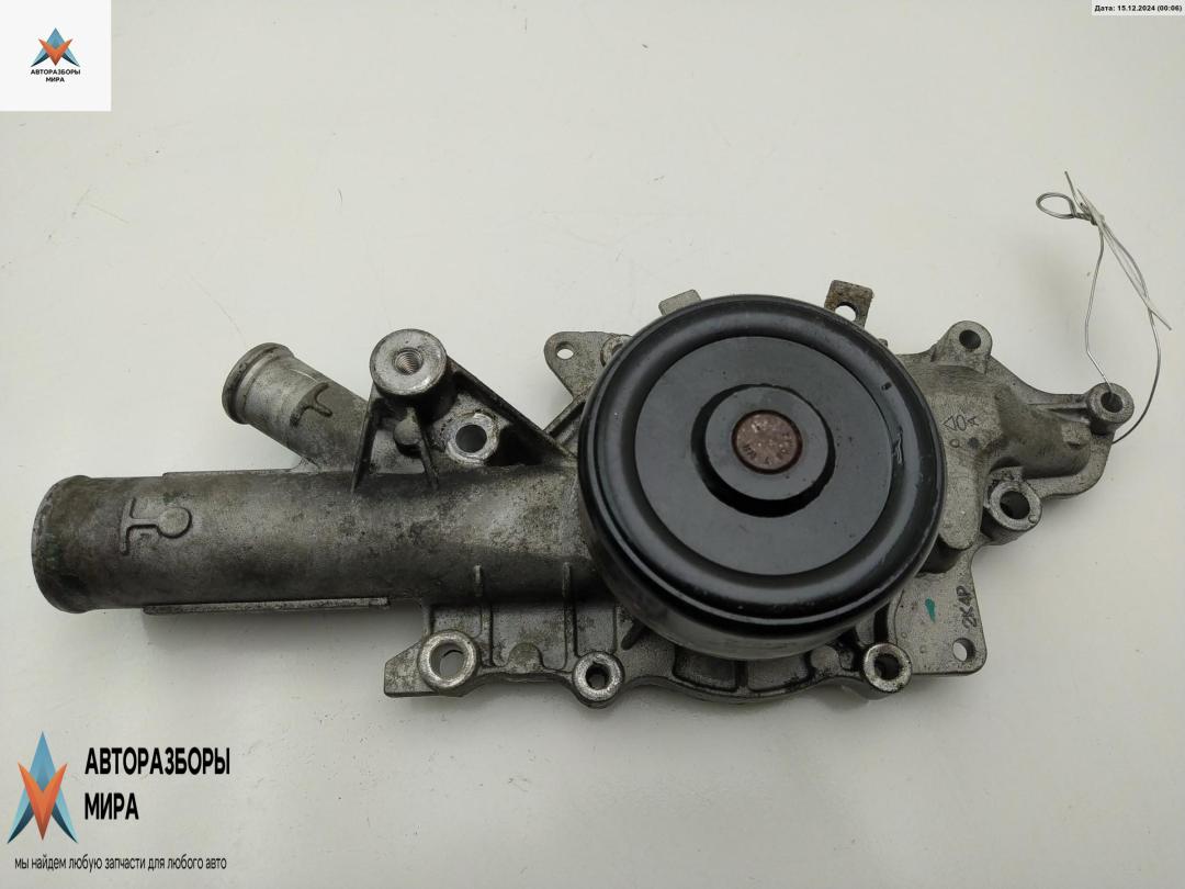 насос антифриза дополнительный Mercedes-Benz C-Класс W203/S203/CL203 2002, 2.7 л., дизель, АКПП, серый, универсал, 0001501750 - фото №1