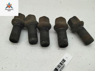 болт колесный Volkswagen Touran 1 поколение 2004, 1.6 л., бензин, МКПП, серый, минивэн, 8D0601139D