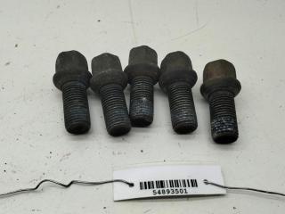 болт колесный Volkswagen Passat B5 1998, 1.6 л., бензин, МКПП, красный, универсал, 8D0601139D
