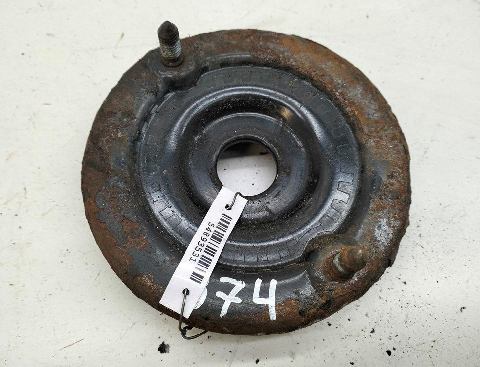 Опора амортизатора переднего (верхняя) Volkswagen Passat B5 1998, 1.6 л., бензин, МКПП, красный, универсал, 8D0412065