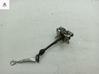 Ограничитель открывания двери задней Dacia (Renault) Sandero I 2009, хетчбэк 5 дв.