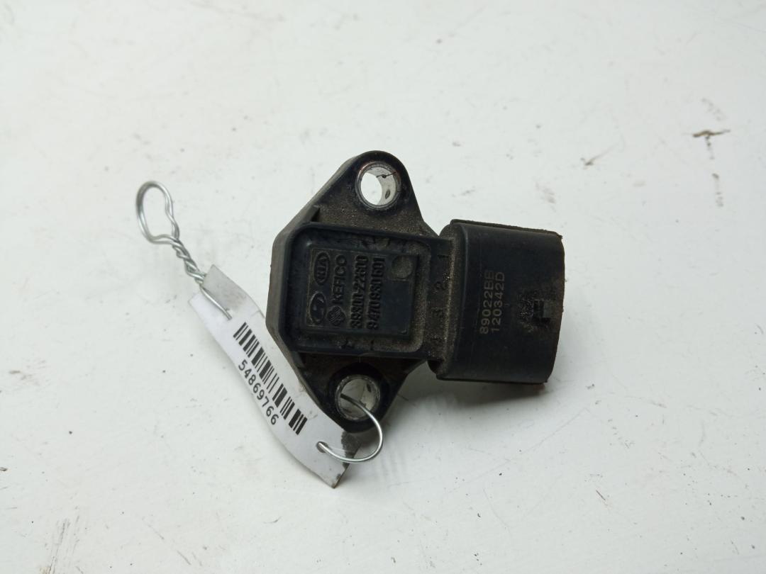 датчик абсолютного давления Hyundai i10 2009, 1.1 л., бензин, МКПП, красный, хетчбэк 5 дв., 3930022600