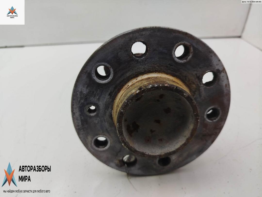 ступица задняя левая Opel Astra H 2004, 2.0 л., бензин, МКПП, зелёный, универсал - фото №1