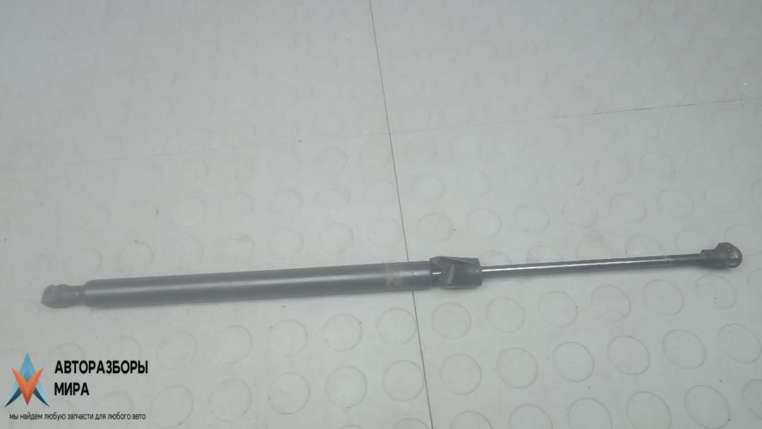 амортизатор крышки багажника (3-5 двери) Peugeot 308 T9 2015, 1.6 л., дизель, МКПП, универсал - фото №1