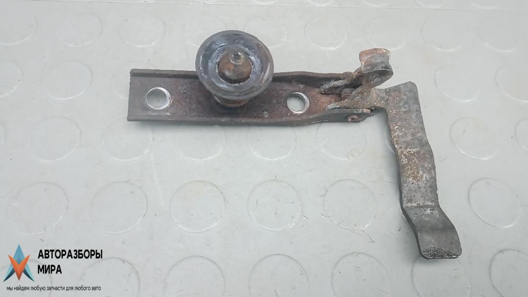 замок капота Mercedes-Benz Sprinter 2 поколение (W906) 2008, 2.2 л., CDI 211/311/411, дизель, МКПП - фото №1