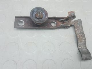 замок капота Mercedes-Benz Sprinter 2 поколение (W906) 2008, 2.2 л., CDI 211/311/411, дизель, МКПП