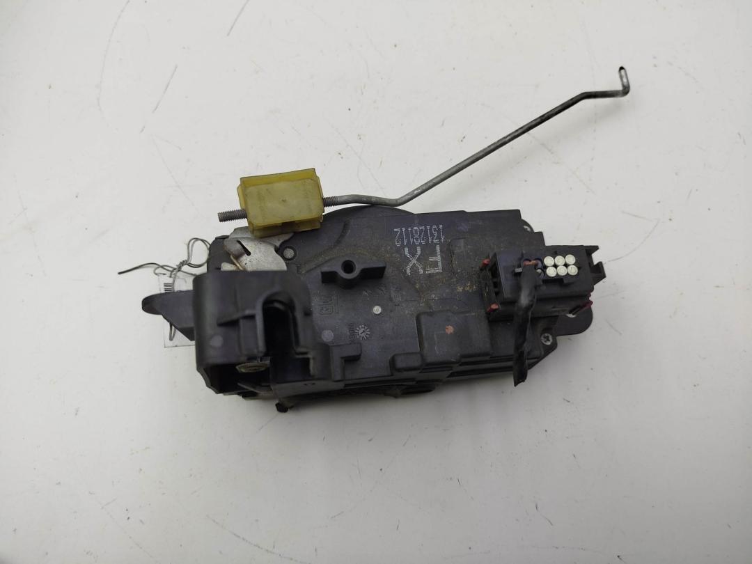 замок двери передней правой Opel Astra H 2005, 1.6 л., бензин, МКПП, серый, хетчбэк 3 дв., 13128112