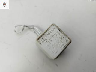 реле бензонасоса Opel Vectra C 2004, 1.9 л., дизель, МКПП, серый, универсал, 24438885