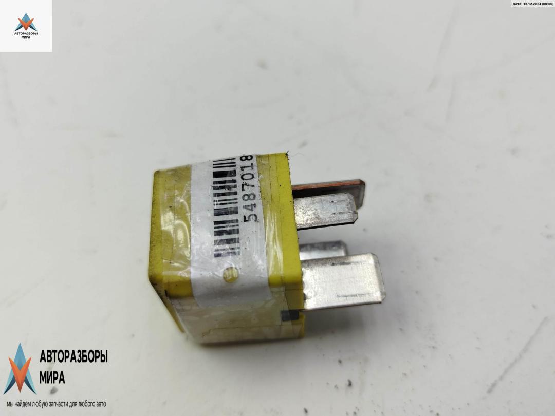 реле (прочие) Opel Astra H 2004, 2.0 л., бензин, МКПП, зелёный, универсал, 90226846 - фото №1