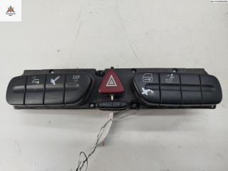 кнопка аварийной сигнализации Mercedes-Benz C-Класс W203/S203/CL203 2001, 2.2 л., дизель, МКПП, серый, седан, 2038214758
