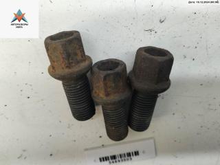 болт колесный Volkswagen Passat B5 [рестайлинг] 2004, 1.9 л., дизель, МКПП, чёрный, универсал, 8D0601139D