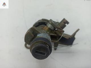 Личинка замка багажника Audi A4 B6 2002, 1.9 л., дизель, МКПП, чёрный, универсал, 8E0927573