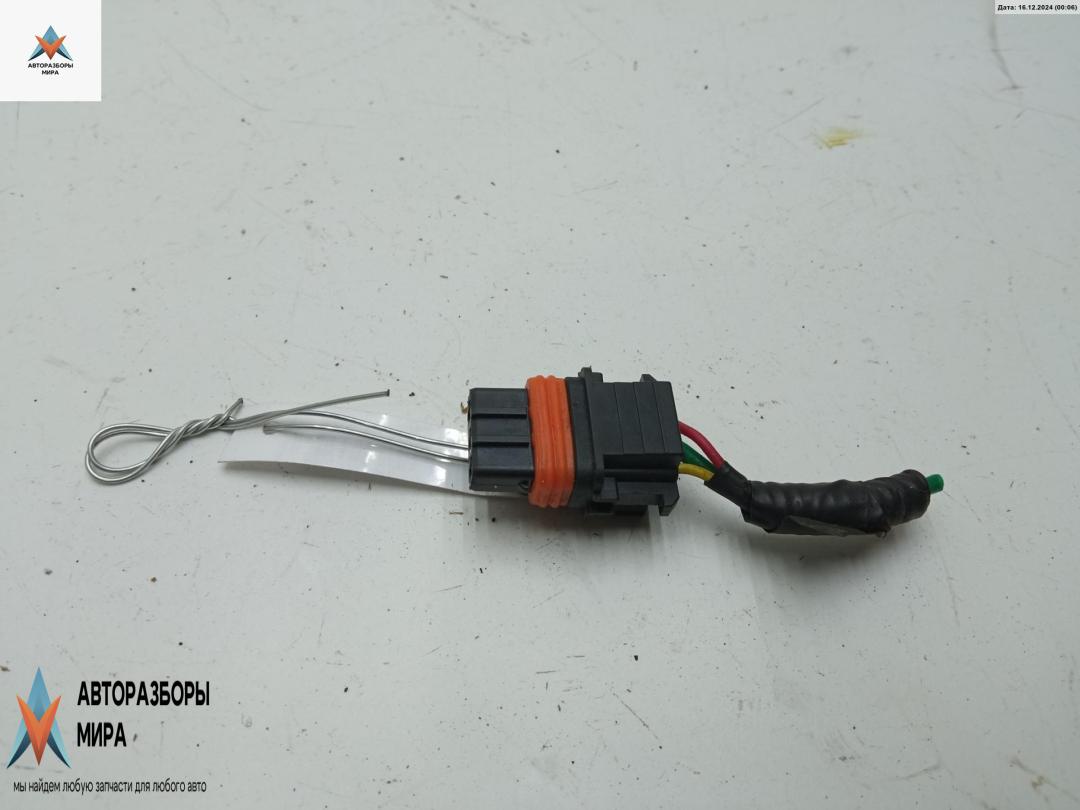 разъем (фишка) проводки Hyundai i10 1 поколение 2009, 1.1 л., бензин, МКПП, красный, хетчбэк 5 дв. - фото №1