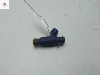 форсунка Hyundai i10 1 поколение 2009, 1.1 л., бензин, МКПП, красный, хетчбэк 5 дв., 3531002900