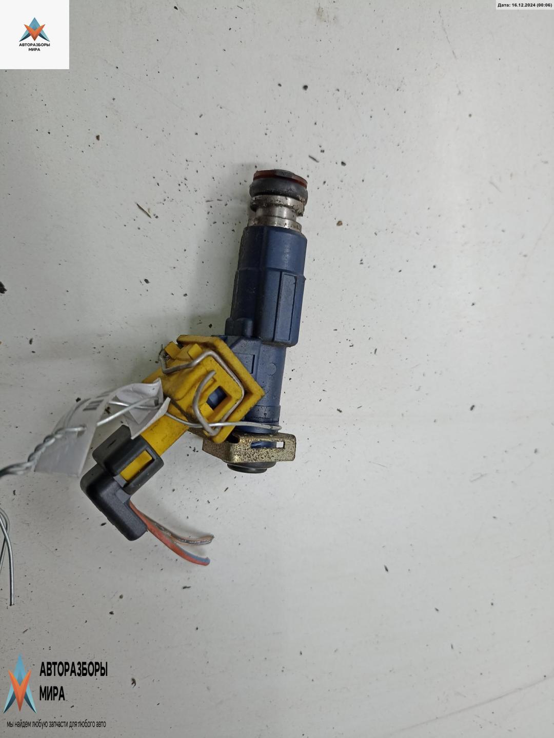 форсунка Opel Omega B 1997, 2.5 л., бензин, АКПП, зелёный, седан, 0280155712 - фото №1