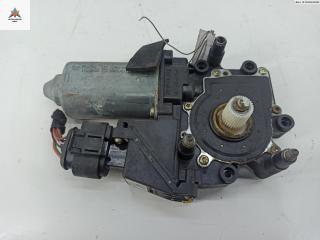 моторчик стеклоподъемника передний правый Audi A6 4B/C5 1998, 2.8 л., бензин, МКПП, серый, универсал, 4B0813802E
