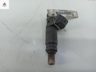 форсунка Audi A4 B6 2002, 2.0 л., бензин, МКПП, серый, универсал, 06B133551T