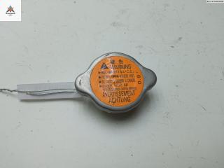 пробка расширительного бачка Mitsubishi Space Star 1 поколение [рестайлинг] 2002, 1.8 л., бензин, МКПП, жёлтый, минивэн