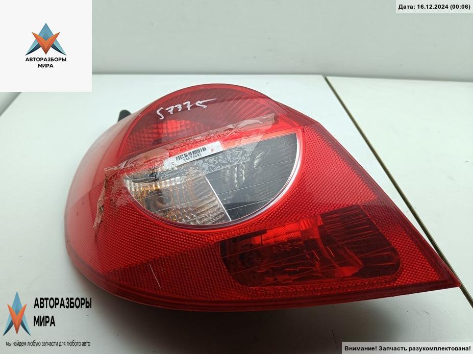 фонарь задний левый Renault Clio 3 поколение 2006, 1.2 л., бензин, МКПП, серый, хетчбэк 5 дв., 8200459962 - фото №1