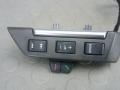 кнопки управления на руле Land Rover Freelander 2 поколение 2008, 2.2 л., D TD4, дизель, АКПП, внедорожник 5 дв., XPD500730, XPD500740 - фото №2