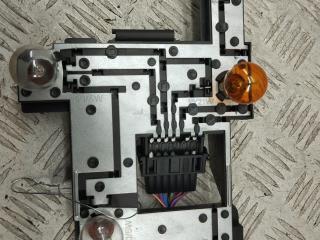 панель заднего левого фонаря Ford Mondeo 2 поколение 1998, 1.8 л., бензин, МКПП, красный, седан, 96BG13N004BC