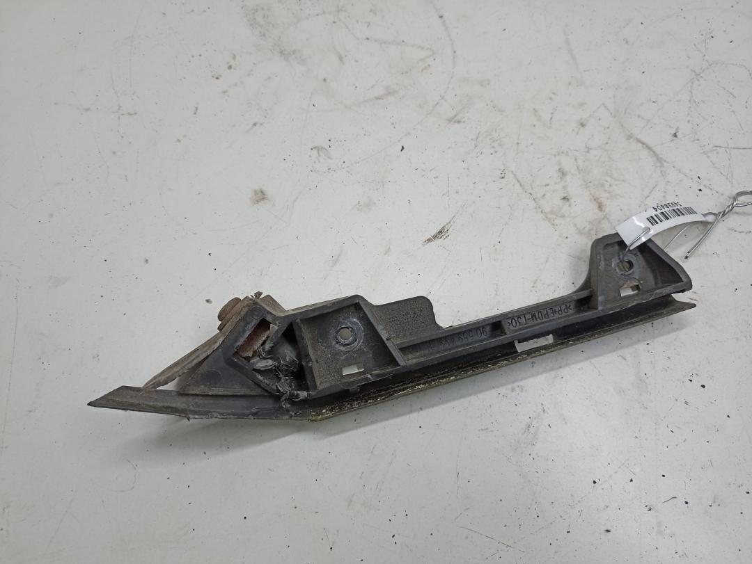 кронштейн переднего бампера Opel Astra G 2001, 2.0 л., дизель, МКПП, серый, универсал, 90559499 - фото №1