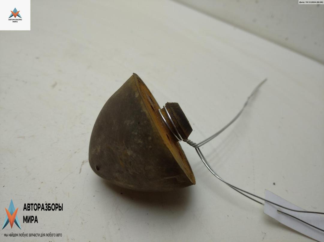 пыльник и отбойник амотртизатора Volkswagen Transporter T4 1995, 1.9 л., дизель, МКПП, жёлтый, микроавтобус, 701407308 - фото №1