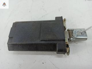 Ограничитель открывания двери задней Mercedes-Benz E-Класс W210/S210 [рестайлинг] 2000, седан