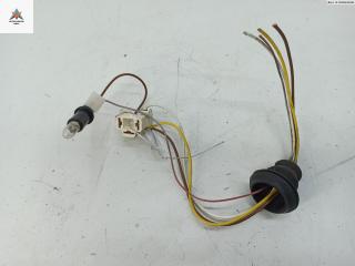 проводка фары Audi 80 8A/B3 1990, 1.6 л., бензин, МКПП, красный, седан