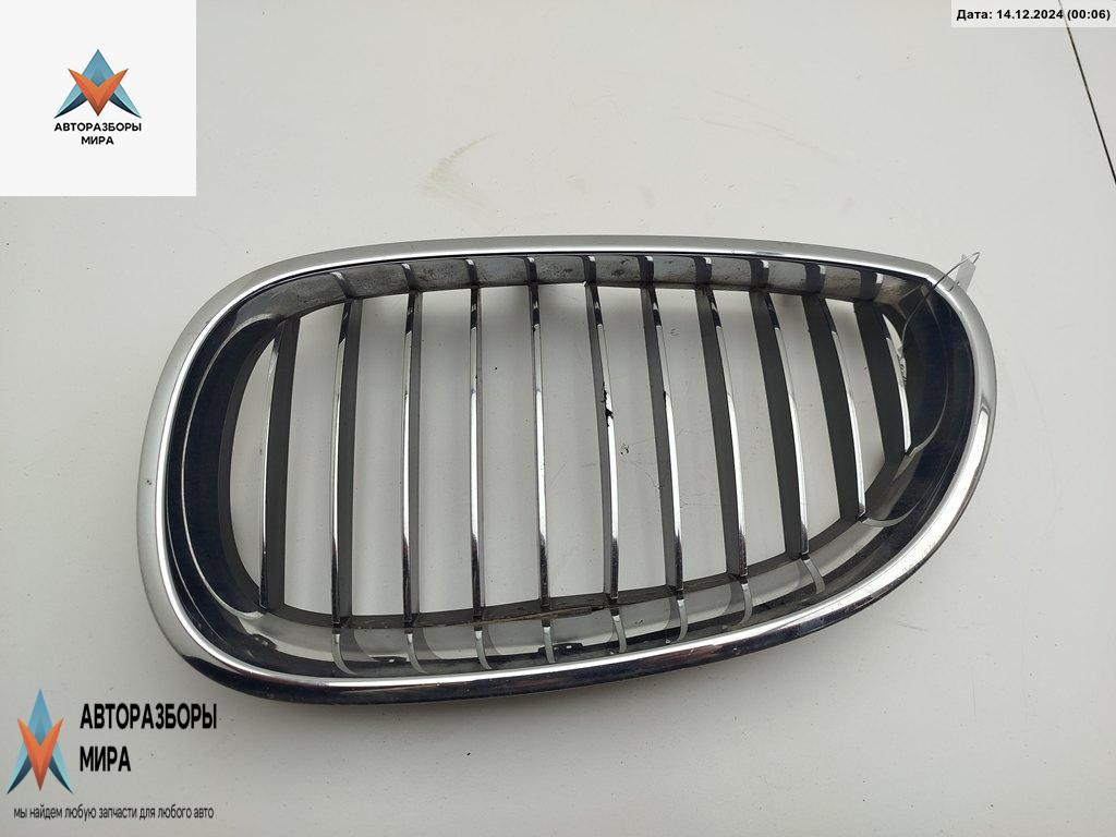 решетка радиатора BMW 5 серия E60/E61 2006, серый, универсал, 7027065 - фото №1