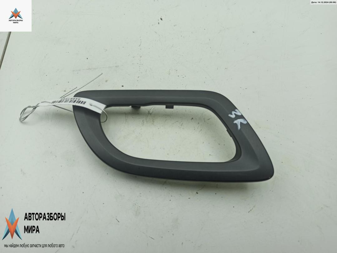 накладка декоративная Peugeot 308 T7 2009, 1.6 л., бензин, МКПП, белый, хетчбэк 5 дв., 9681039680 - фото №1