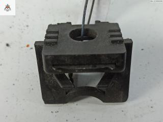 крепление фары левой Audi 80 8A/B3 1990, 1.6 л., бензин, МКПП, красный, седан