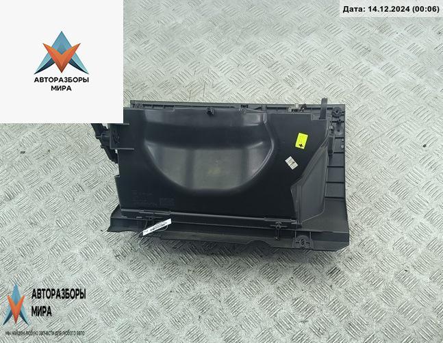 бардачок Opel Zafira 2 поколение (B) 2006, 1.9 л., дизель, АКПП, серый, минивэн, 13160258 - фото №1