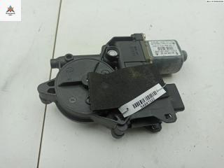 моторчик стеклоподъемника задний правый Peugeot 308 T7 2009, 1.6 л., бензин, МКПП, белый, хетчбэк 5 дв., 9659834780