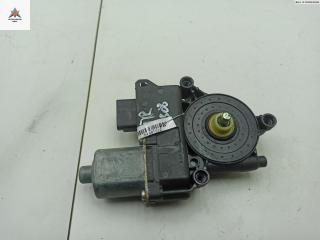 моторчик стеклоподъемника передний правый Peugeot 308 T7 2009, 1.6 л., бензин, МКПП, белый, хетчбэк 5 дв., 9657247580