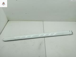 молдинг двери передней левой Peugeot 308 T7 2009, 1.6 л., бензин, МКПП, белый, хетчбэк 5 дв., 9680364780