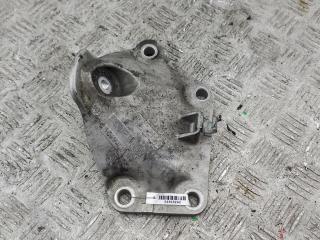 кронштейн двигателя BMW 5 серия E60/E61 2006, 2.5 л., бензин, АКПП, чёрный, седан, 6768521