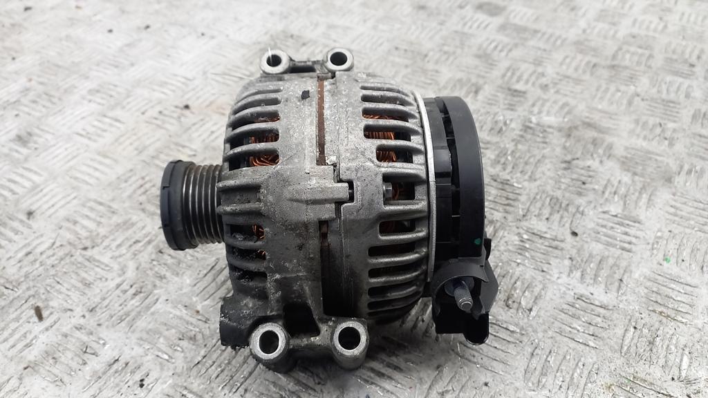 генератор BMW 5 E60/E61 2006, 2.5 л., бензин, АКПП, чёрный, седан, 0124525083, 7542529