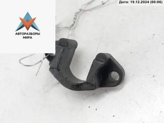 крепление форсунки BMW 5 серия E39 [рестайлинг] 2001, 2.5 л., дизель, МКПП, чёрный, универсал, 7787215